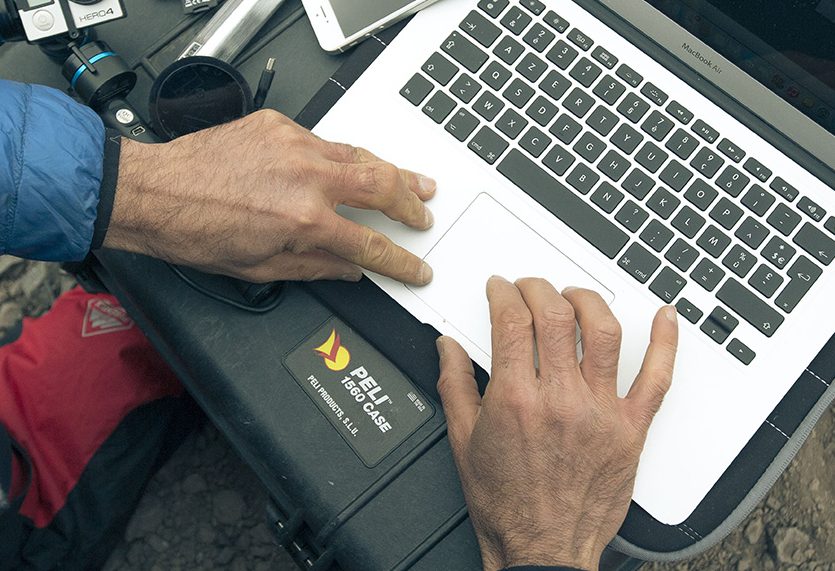 Contactar, página para establecer contacto con nosotros